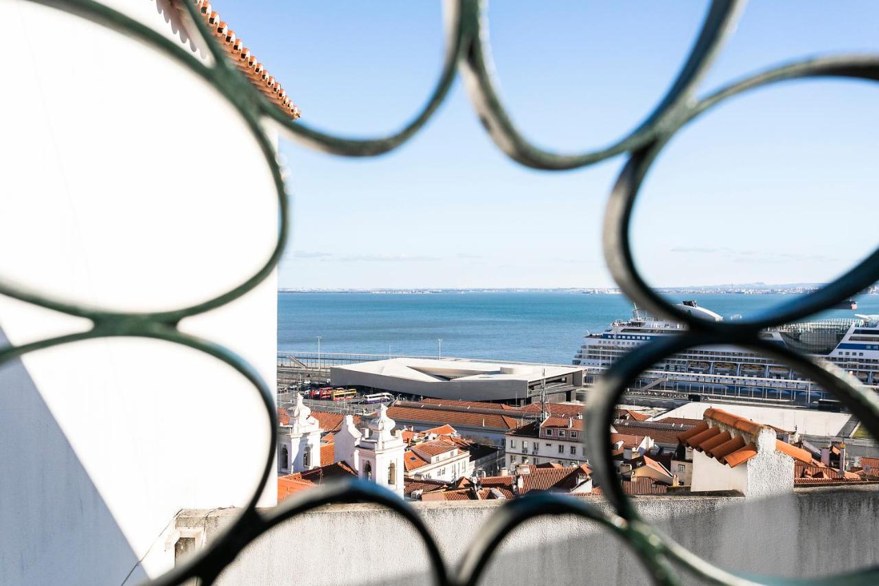 Cosy Alfama Hideout - With Rooftop Terrace Лиссабон Экстерьер фото